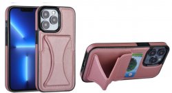 Skal med korthållare samt ställfunktion för iPhone 13 Pro (6,1 tum) i färgen rosa.